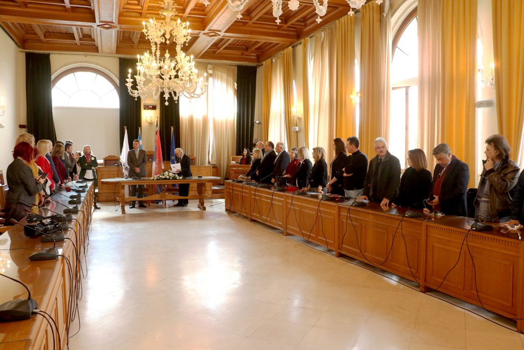 Δήμος Ηρακλείου: Aδελφοποιήθηκε τον Δήμο Τσουκάριτσα του Βελιγραδίου