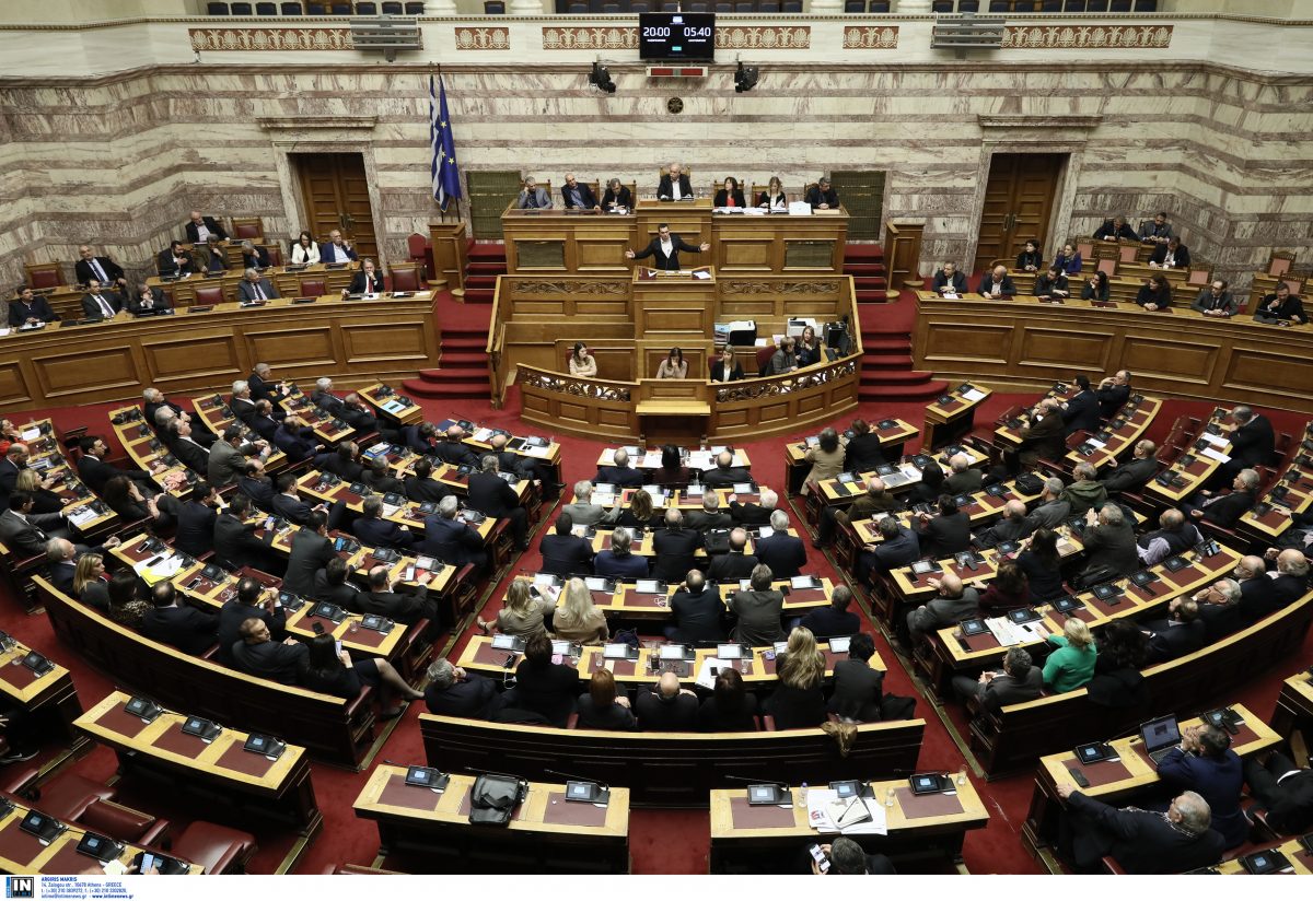 Βουλή: Με 153 «ναι» κυρώθηκε από τη Βουλή το πρωτόκολλο ένταξης της Βόρειας Μακεδονίας στο ΝΑΤΟ