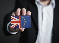 Brexit: Η Μέι ρισκάρει νέα ψηφοφορία για την έξοδο στις αρχές του Ιουνίου