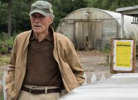 Κλιντ Ίστγουντ: Αυτή είναι η 23χρονη καλλονή που έχει στο πλευρό του (pics)