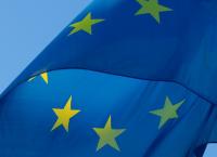 Guardian: Οι θεωρίες συνωμοσίας θα κυριαρχήσουν στις ευρωεκλογές τον Μάιο;