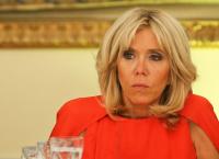 Μπριζίτ Μακρόν: Γιατί οι σύμβουλοι του Προέδρου την θέλουν νεκρή;