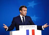 Εμμανουέλ Μακρόν: Θύμα Ρώσων φαρσέρ έπεσε ο πρόεδρος της Γαλλίας