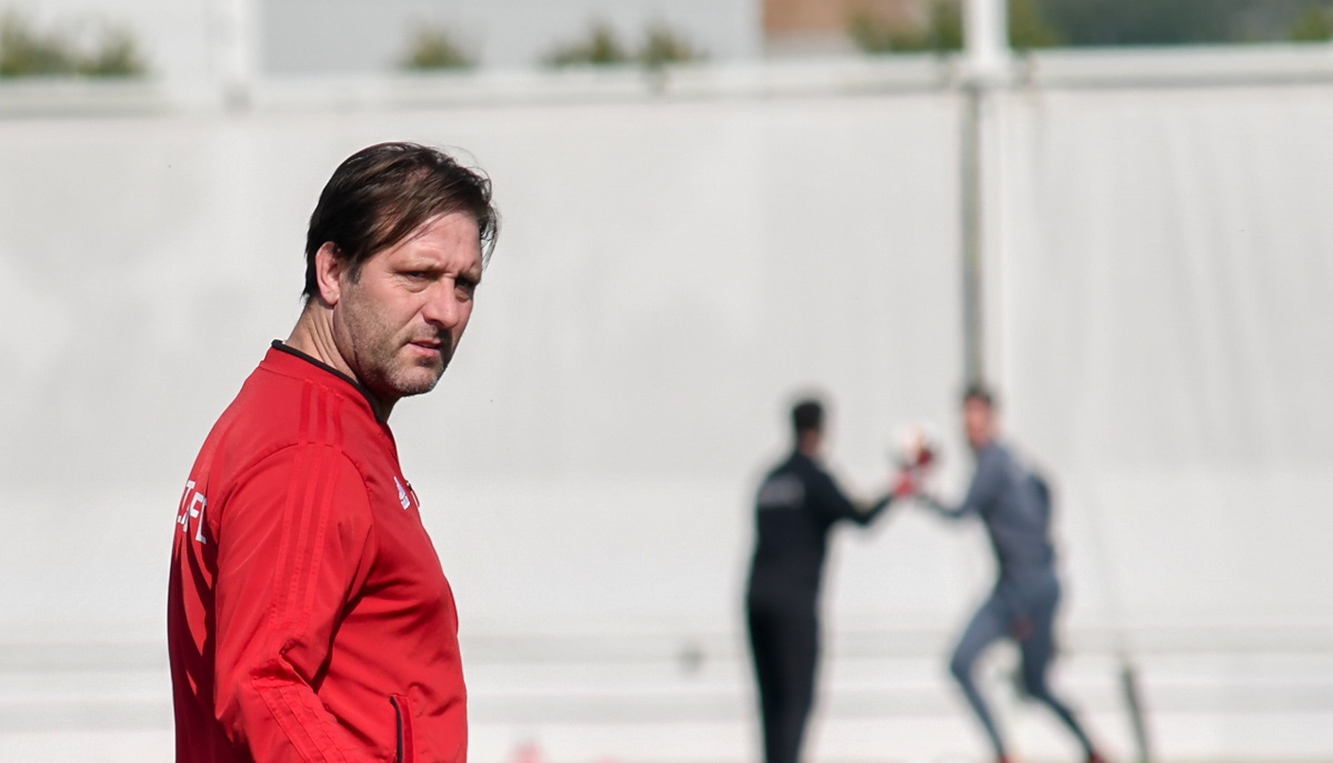 Ντιναμό Κιέβου – Ολυμπιακός: Μπουχαλάκης ο πιθανότερος αντικαταστάτης του Καμαρά