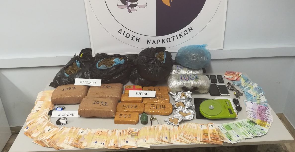 Διακίνηση ναρκωτικών στη Θεσσαλονίκη: Σκύλος “ξετρύπωσε” τέσσερα κιλά ηρωίνης και 11 κιλά κάνναβης