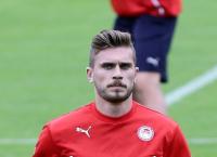 Θανάσης Παπάζογλου: Ο Έλληνας Μπέκαμ (pic)