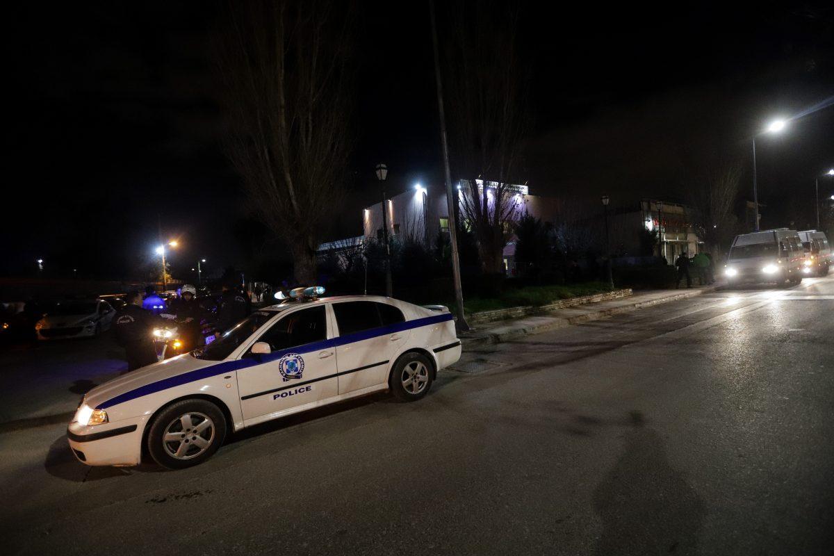 Νέες έφοδοι της ΕΛΑΣ σε συνδέσμους οπαδών – Σε Ίλιον και Περιστέρι