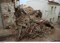 Κατέρρευσε σπίτι στην Πνύκα (pics&vid)