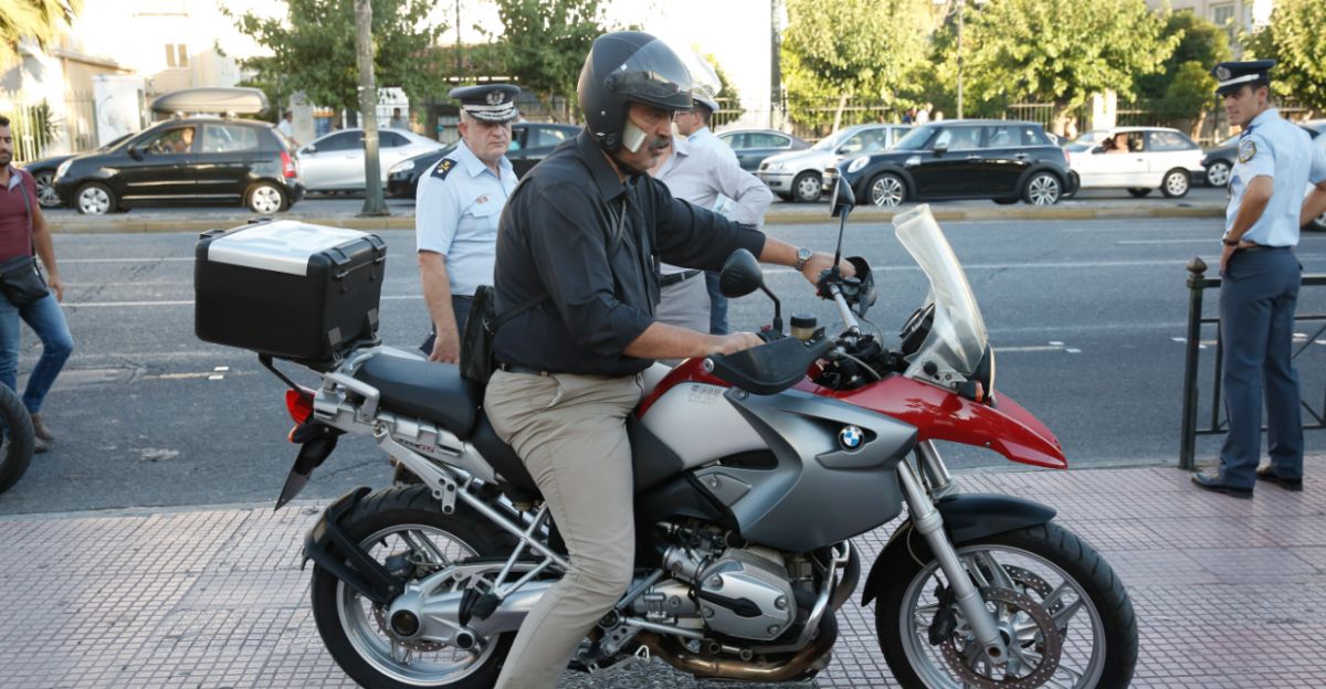 Ξένα ΜΜΕ για Πολάκη: “Συνηθισμένος να τραβά τα βλέμματα”