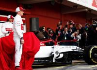 Alfa Romeo: Τα αποκαλυπτήρια του μονοθέσιού της στη Βαρκελώνη (pics&video)