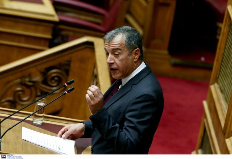 Θεοδωράκης: “Τα κόμματα να πάψουν να ξιφομαχούν και να δεχθούν ότι και το δικαίωμα του ενός έχει σημασία”