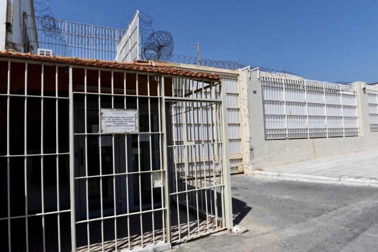 Φυλακές Κορυδαλλού: Αποκαλυπτικό βίντεο με τις σουίτες, τα γλέντια και τις τηλεφωνικές επικοινωνίες κρατουμένων