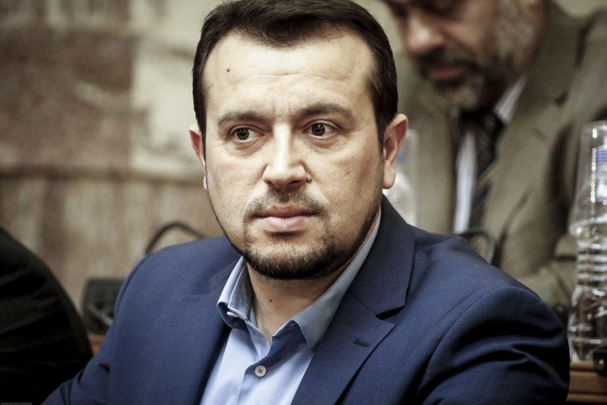 Νίκος Παππάς: Απίθανη η ευχετήρια κάρτα του για το Πάσχα