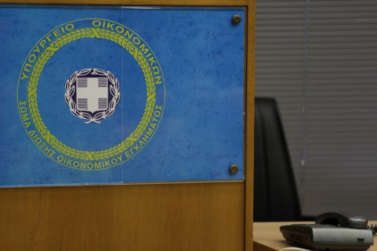 ΣΔΟΕ: Χιλιάδες ποτά “μπόμπες” στα μπαρ της Βόρειας Ελλάδας και της Αττικής