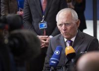 Βόλφγκανγκ Σόιμπλε: «Πονάει» να βλέπω αφίσες στην Ελλάδα που με παρουσιάζουν με τον Χίτλερ Βόλφγκανγκ Σόιμπλε: «Πονάει» να βλέπω αφίσες στην Ελλάδα που με παρουσιάζουν με τον Χίτλερ