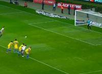 Άλαν Πουλίδο: Πανέξυπνη εκτέλεση πέναλτι από τον πρώην παίκτη του Ολυμπιακού (vid)