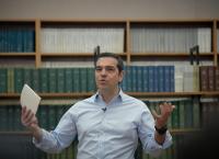 Τσίπρας για εθνική σύνταξη: Υπάρχει σκέψη στην κυβέρνηση να δοθεί αύξηση 50 ευρώ