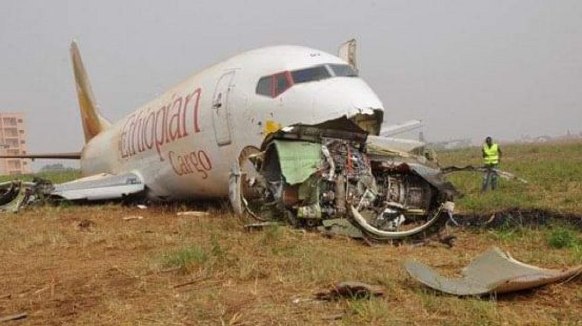 Συντριβή αεροσκάφους Αιθιοπία: Επέβαιναν 157 άτομα