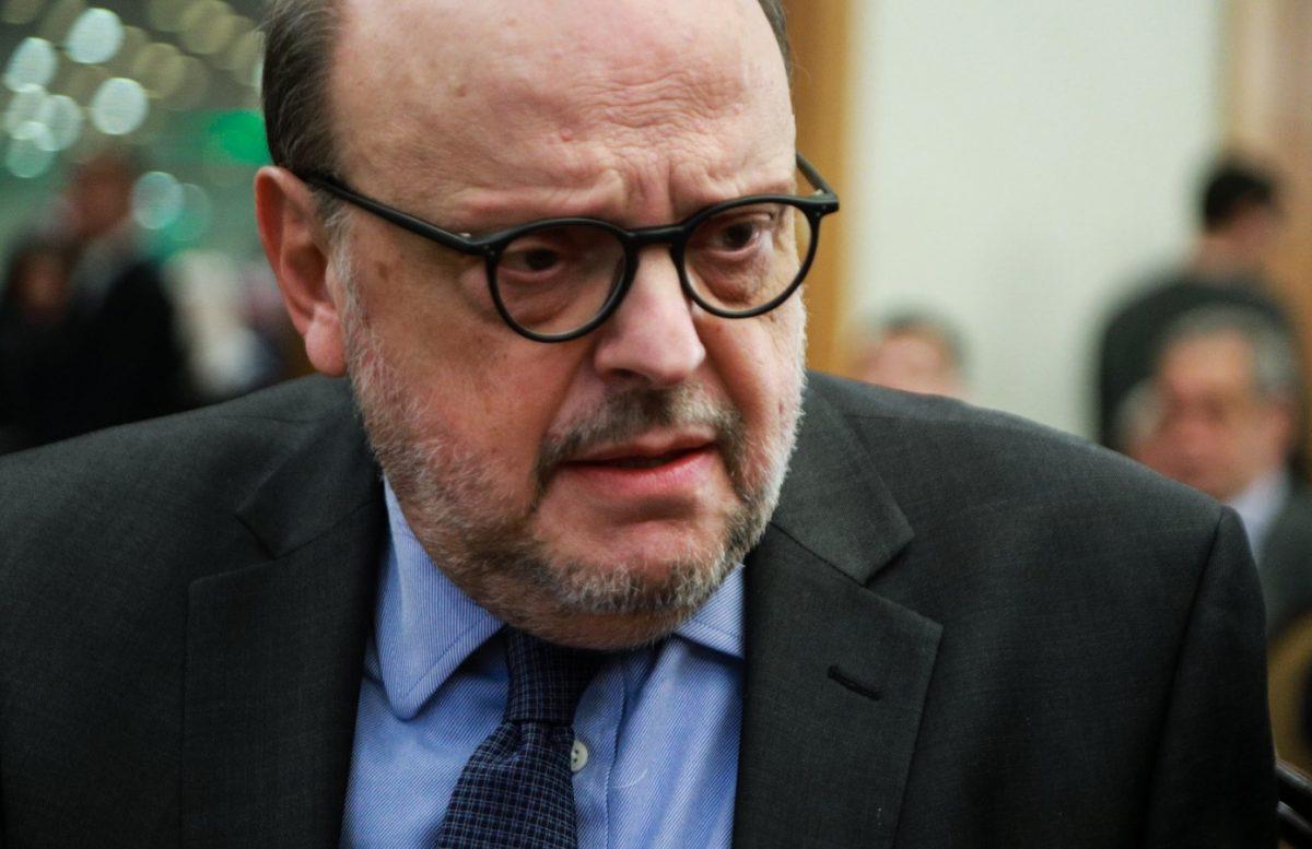 Ευάγγελος Αντώναρος: “Ρίξτε μαύρο στο δήμαρχο Καλαμάτας” – Η ανάρτησή του για το νεκρό εικονολήπτη