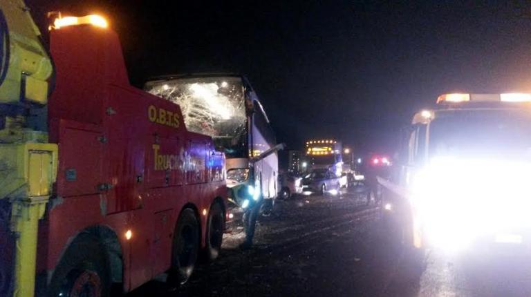 Αθηνών – Λαμίας: Διεκόπη η κυκλοφορία – Πήρε φωτιά ΙΧ