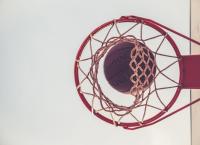Έλληνας μπασκετμπολίστας νίκησε τον καρκίνο και αφιερώθηκε στον Θεό