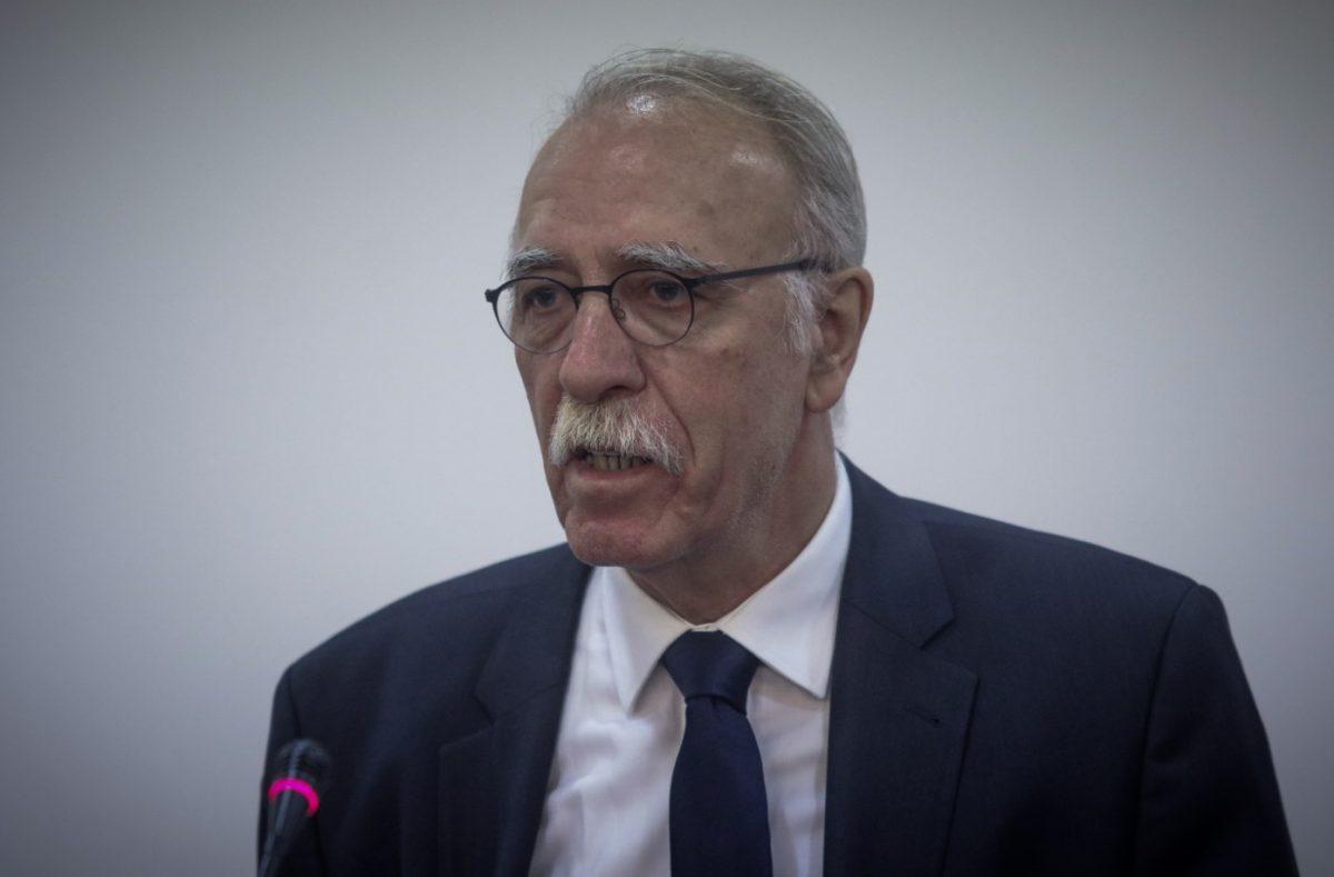 Βίτσας: «Θύματα παραπληροφόρησης» οι πρόσφυγες στα Διαβατά