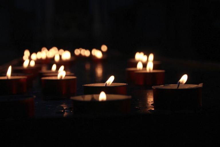 Τζάστιν Κάρτερ: Νεκρός ο διάσημος τραγουδιστής – Αυτοπυροβολήθηκε κατά λάθος (vid)