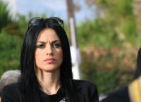 Πέτρα του σκανδάλου: Η μελαχρινή δημοτική σύμβουλος που έκανε άνω κάτω το Άργος