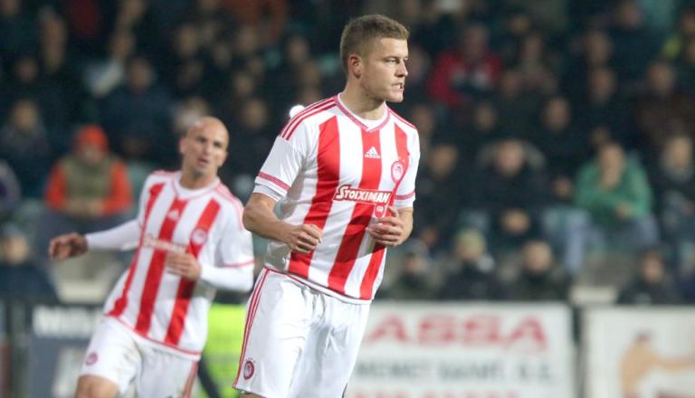 Άλφρεντ Φινμπόγκασον: Έτοιμος να αλλάζει ποδοσφαιρική στέγη;