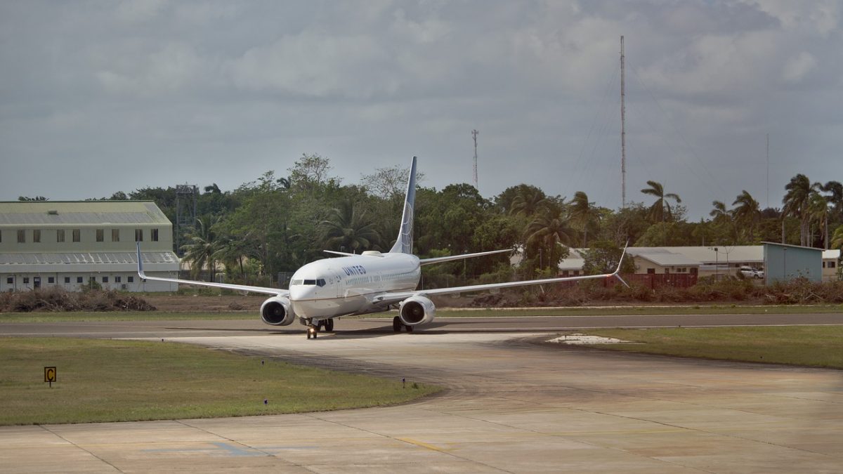 Η Boeing αποσύρει όλα τα 737 Max 8
