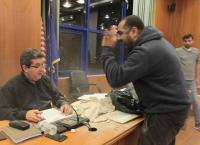 Δήμος Αχαρνών: Επεισόδια στο δημοτικό συμβούλιο – “Ντου” αγανακτισμένων με… μπάζα (pics&vid)