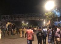 Ινδία: 5 νεκροί και 36 τραυματίες από την κατάρρευση πεζογέφυρας στο Μουμπάι