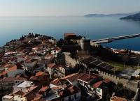 Καβάλα: Η γαλάζια πολιτεία της Μακεδονίας από ψηλά (vid)