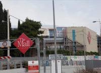 Μall: Νεκρή η γυναίκα που έπεσε από τον τρίτο όροφο του πολυκαταστήματος