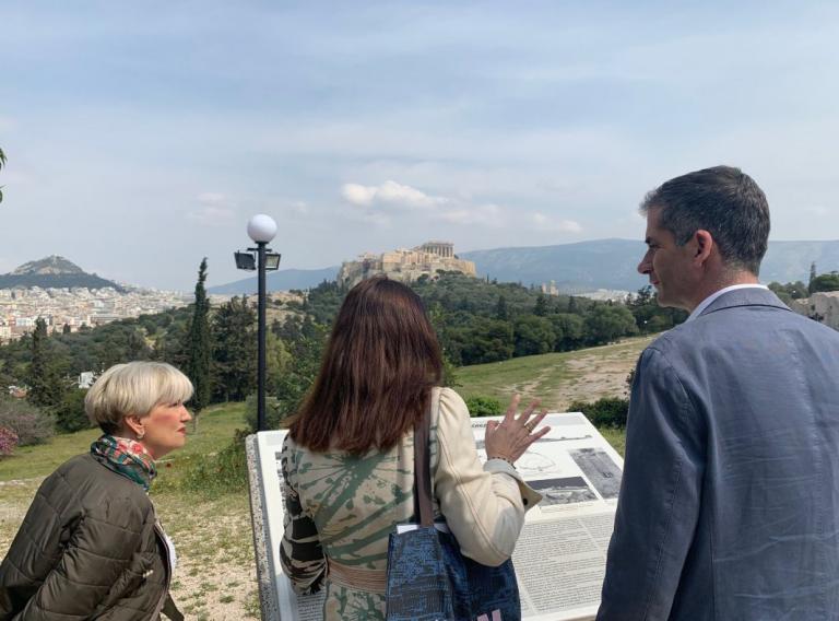 Μπακογιάννης: “Να αναλάβει τις ευθύνες του ο Δήμος Αθηναίων”