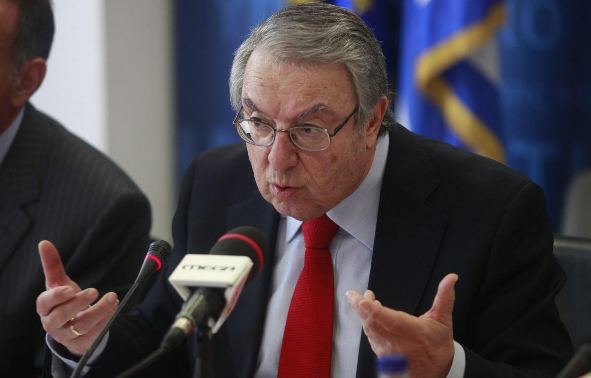 Μπαμπινιώτης: Η θέση του για την “μακεδονική γλώσσα”