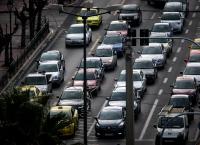 Κίνηση: Μποτιλιάρισμα στους κεντρικούς δρόμους της πόλης