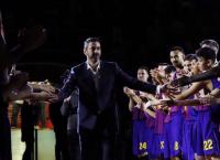 Ναβάρο: Στην κορυφή του “Παλάου Μπλαουγκράνα” η φανέλα του (pics&vid)