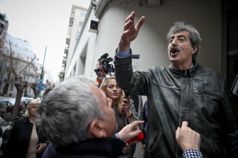 Χαμός στο Twitter για τον Πολάκη και την ανάρτησή του εναντίον του Κυμπουρόπουλου (pics)