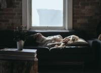 Έλλειψη ύπνου: Πώς επηρεάζει τη σεξουαλική συμπεριφορά των εφήβων