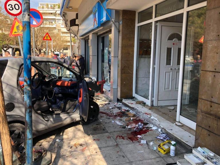 Αθήνα τροχαίο: Σοκαριστικό τροχαίο στο κέντρο της πόλης