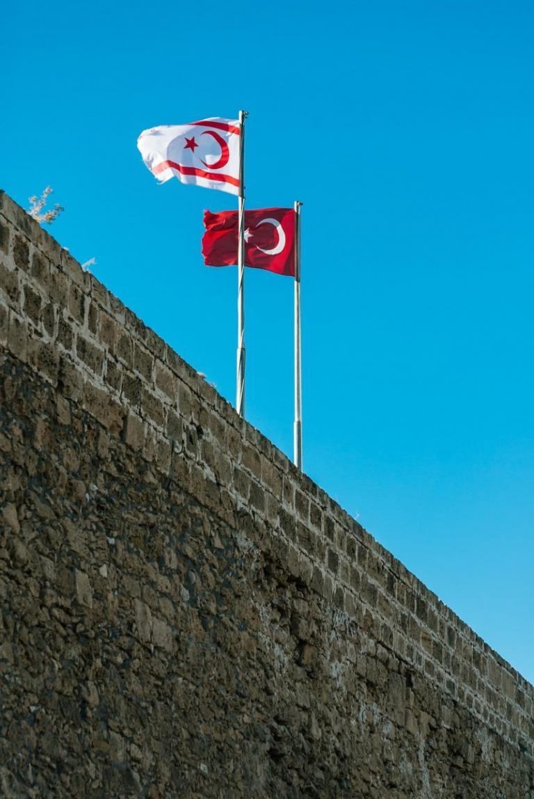Τουρκία: Δεν θα συμμετάσχει στις νέες δημοτικές εκλογές στην Κωνσταντινούπολη το μικρό Δημοκρατικό Κόμμα