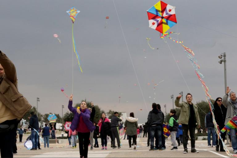 Γιατί πετάμε χαρταετό: Από που προέρχεται αυτό το έθιμο