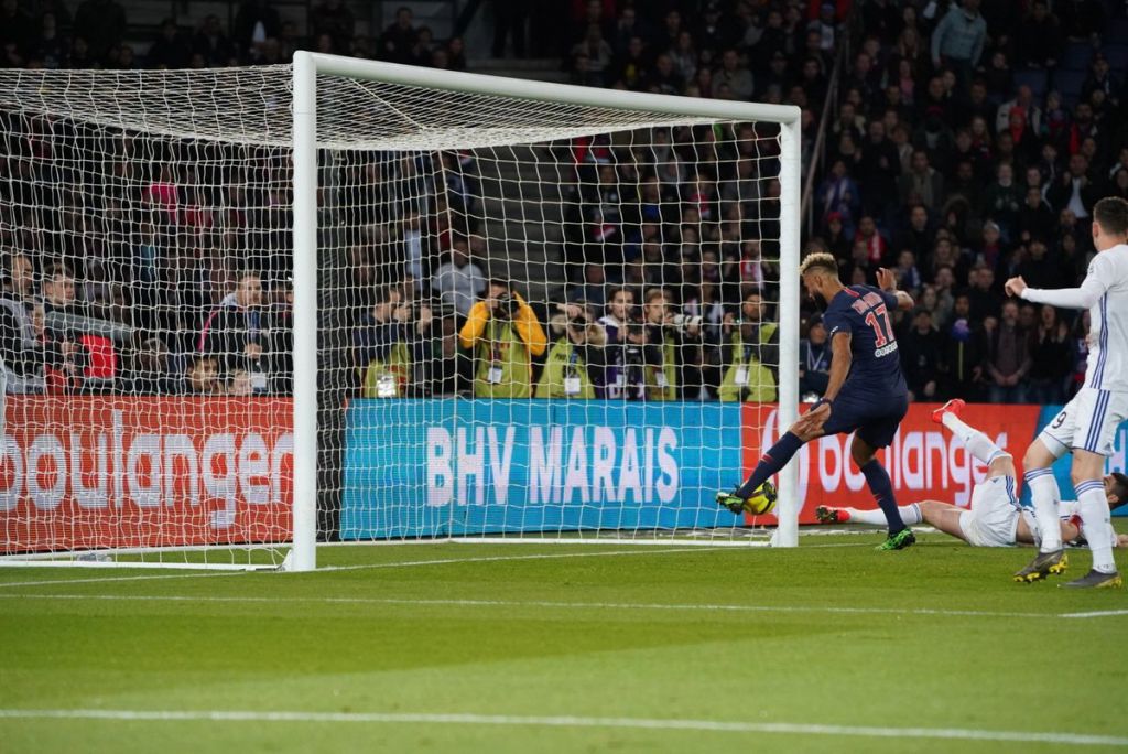 Η γκάφα της χρονιάς: Ποδοσφαιριστής αρνείται να σκοράρει (vid)