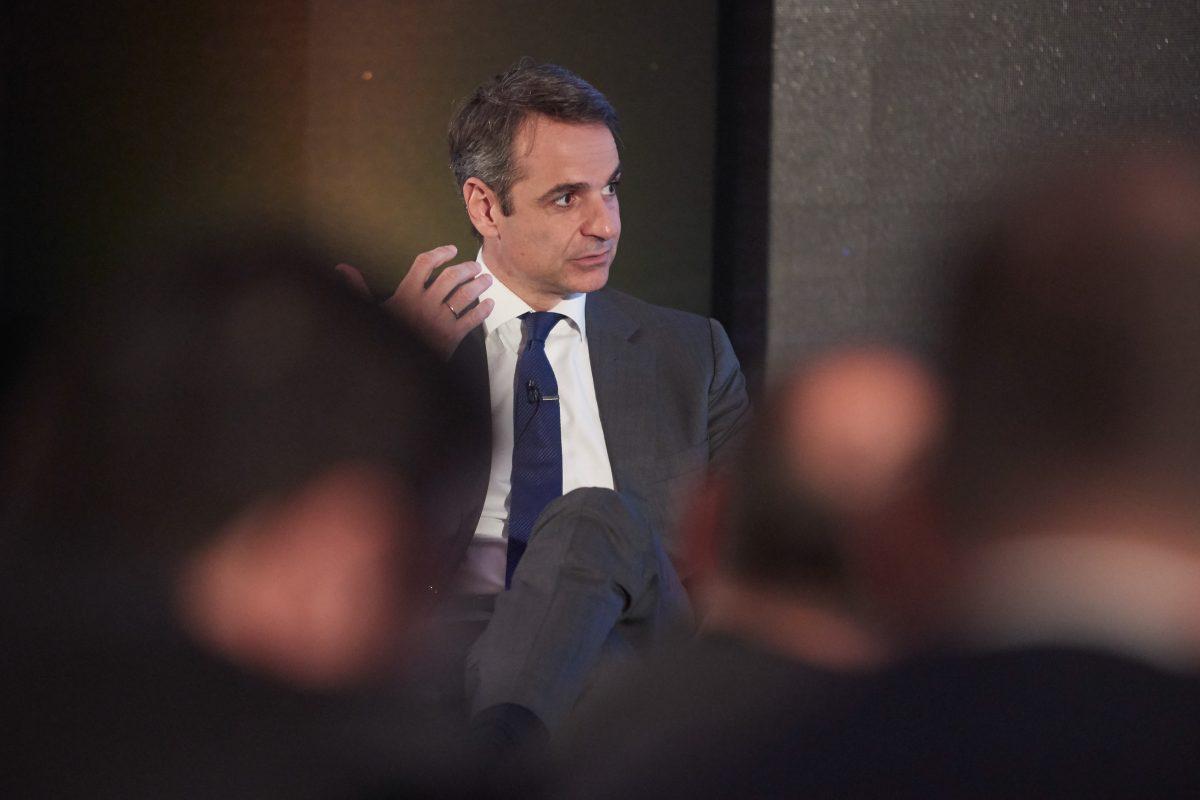 Κυριάκος Μητσοτάκης: «Δεν πρέπει η κοινωνία να περιμένει το δώρο Χριστουγέννων»