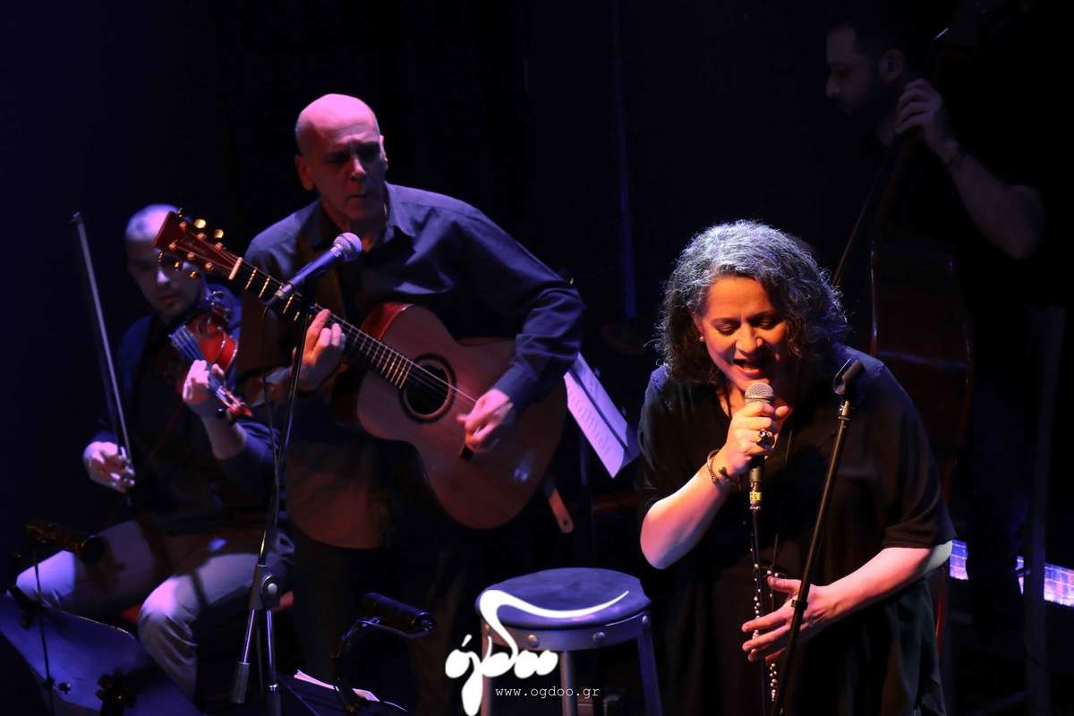 Μουσικά νέα: Ο Ορφέας Περίδης και η Λιζέτα Καλημέρη στη Σφίγγα