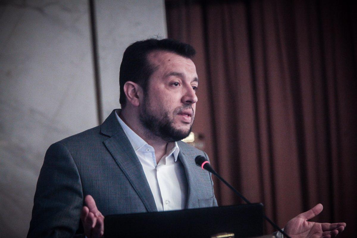 Παππάς: Κωμικά τα δημοσιεύματα περί λογοκρισίας της ταινίας του Κώστα Γαβρά