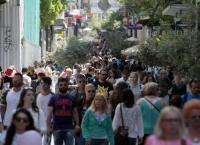 Ωράριο καταστημάτων Μεγάλο Σάββατο: Τι ώρα ανοίγουν τα μαγαζιά