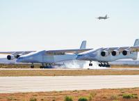 Stratolaunch: Πρώτη δοκιμαστική πτήση για το μεγαλύτερο αεροπλάνο στον κόσμο