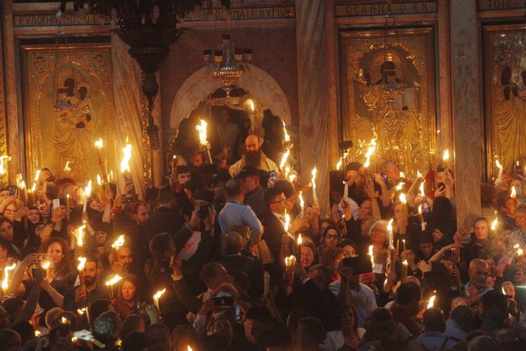 Άγιο Φως: Με καθυστέρηση η άφιξη του στην Ελλάδα
